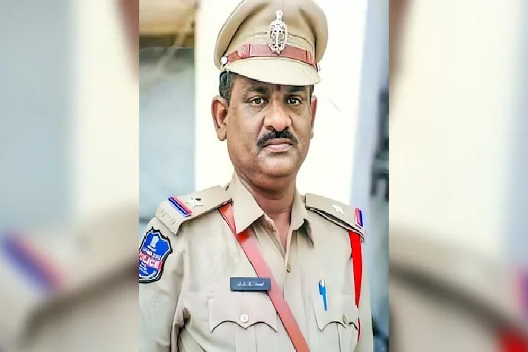 हरियाणा के बाद तेलंगाना में एक और पुलिसकर्मी ने आत्महत्या की; फंदे से लटका मिला शव