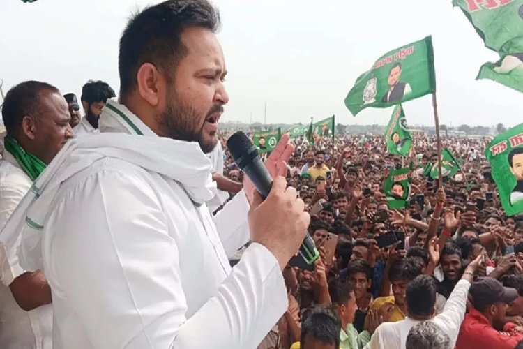 बिहार की इस सीट पर RJD उम्मीदवार के खिलाफ ही प्रचार करेंगे तेजस्वी यादव, क्यों हुआ विवाद?