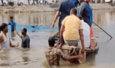 अंगरक्षकों के साथ तालाब में उतरकर राहुल गांधी ने पकड़ी मछलियां, देखें वीडियो...