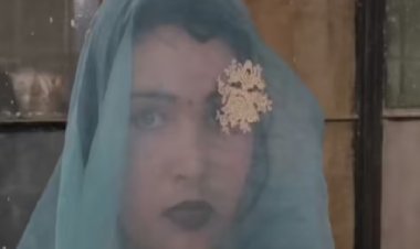 इंस्टाग्राम प्रेमी के साथ चली गई महिला, कोर्ट में रोते-गिड़गिड़ाते रहे तीन बच्चे, नहीं पसीजा कलेजा