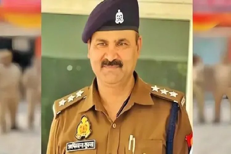 कौन है DSP ऋषिकांत शुक्ला, जिसने सपा-बसपा सरकार में छापे करोड़ों, अब योगी ने लिया एक्शन
