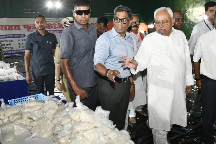 मुख्यमंत्री नीतीश कुमार ने गिनवाए आपदा प्रबंधन से जुड़े काम, तुरंत पहुंचती है राहत सामग्री