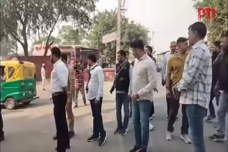 360 किलो विस्फोटक व भारी मात्रा में गोला बारूद के साथ डॉक्टर मुजम्मिल गिरफ्तार