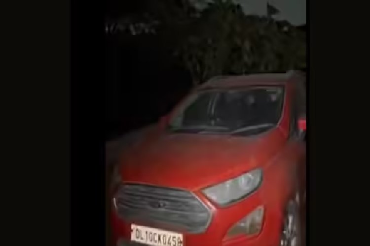 Delhi Blast: हरियाणा में दोस्त के फार्महाउस से बरामद हुई डॉ. उमर की लाल कार, नहीं मिला विस्फोटक