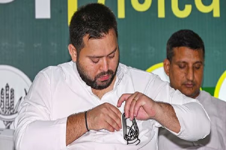 बिहार विधानसभा चुनाव में करारी हार के बावजूद तेजस्वी यादव बने नेता प्रतिपक्ष