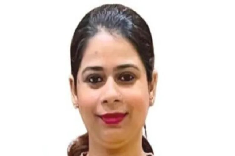 बिजनौर की डीएम जसजीत कौर के खिलाफ हाई कोर्ट ने क्यों जारी किया गिरफ्तारी वारंट