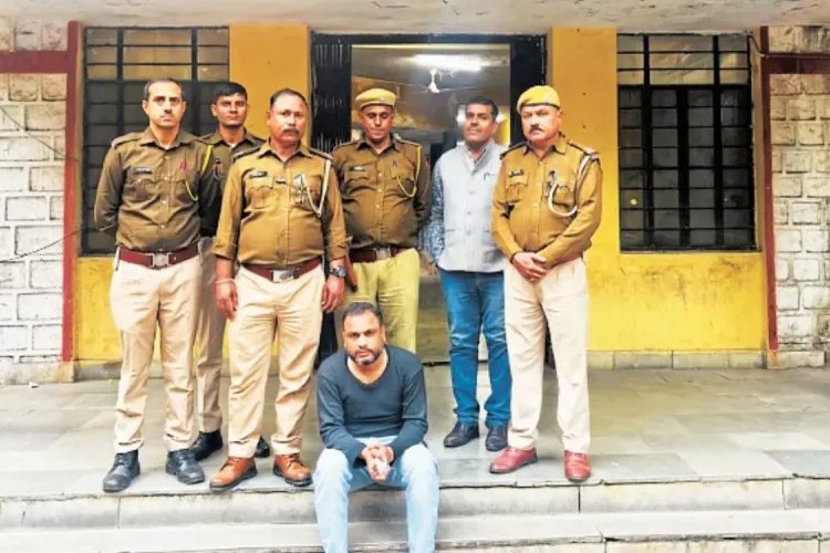 वीडियो वायरल करने की धमकी देकर महिला डॉक्टर को ब्लैकमेल करने वाला यूट्यूबर गिरफ्तार, मचा हड़कंप