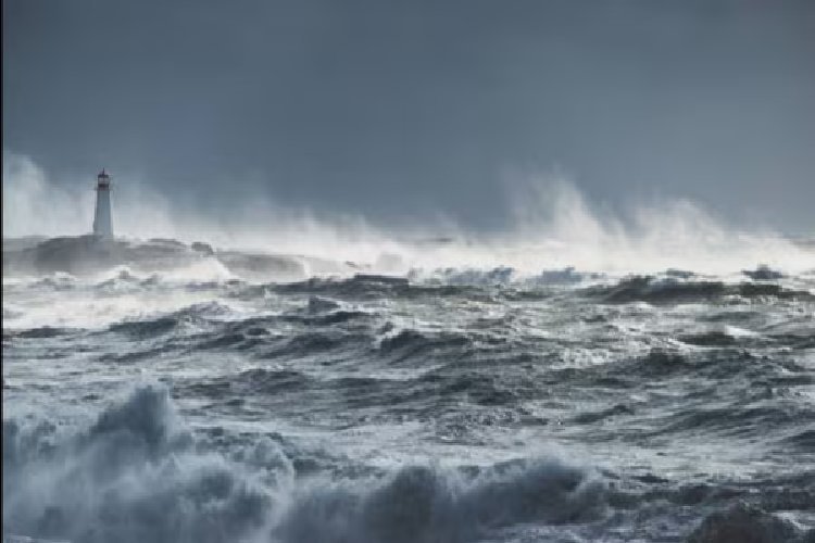 चक्रवाती तूफान 'सेन्यार' ने दी दस्तक, 48 घंटे में मचाएगा तबाही, चार राज्यों में रेड-ऑरेंज अलर्ट