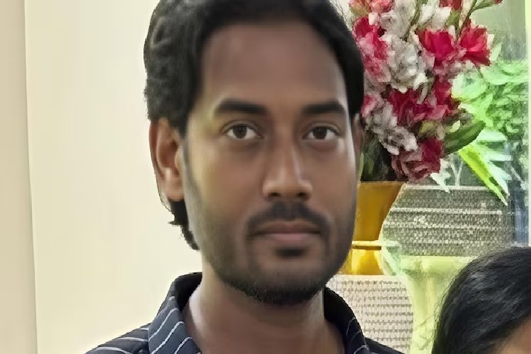 मुस्लिम पत्नी को लेकर विवाद के बाद मां पर लोहे की रॉड से हमला, पिता का रस्सी से घोंट दिया गला और फिर...