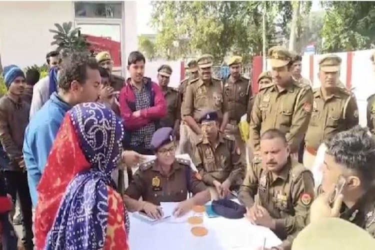 थाने आई महिला का नंबर लेकर अश्लील मैसेज भेजने लगा दारोगा, पीड़िता सीधे आईजी के पास पहुंची