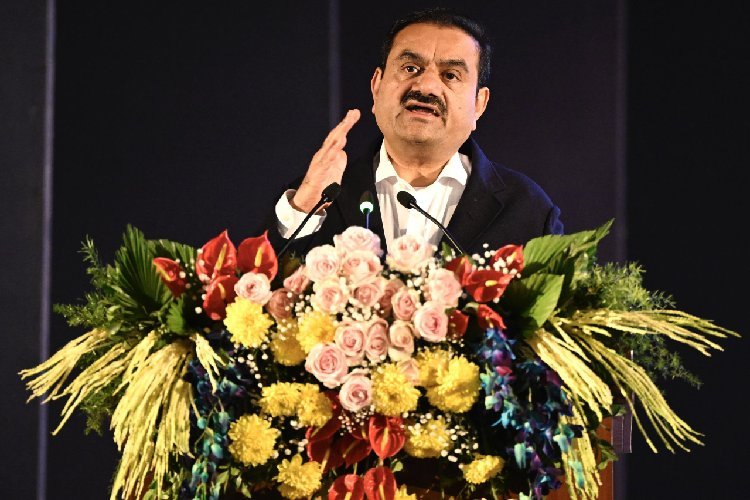 युवाओं को गौतम अदाणी ने किया प्रोत्साहित, AI के इस्तेमाल को लेकर कही बड़ी बात
