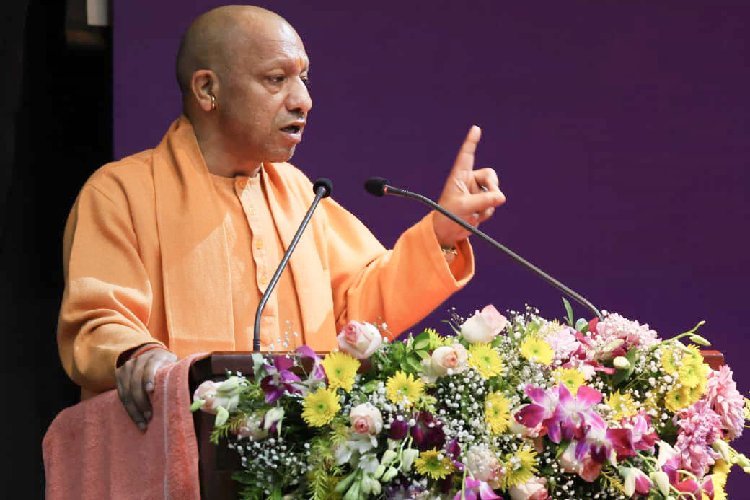 धर्मांतरण रैकेट पर AI से वार करेगी यूपी पुलिस: सीएम योगी के कड़े निर्देश