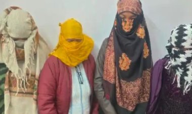 प्रयागराज में महिला आईएएस अधिकारी के घर पर छापा: जिस कमरे को खोला, उसी में मिलीं लड़कियां