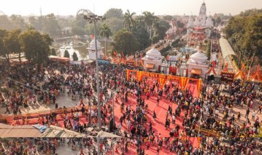 खिचड़ी महापर्व पर गोरखनाथ मंदिर में रिकॉर्ड भीड़, आस्था की खिचड़ी लेकर उमड़े लाखों श्रद्धालु