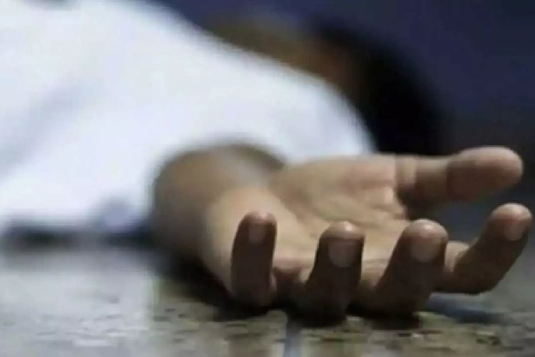 शॉपिंग के लिए पैसे न देने पर पत्नी ने प्रेमी के सामने दबाया पति का प्राइवेट पार्ट, चली गई जान
