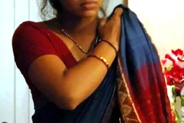 घर से भागी महिला की पहले प्रेमी ने लूटी अस्मत, फिर एक अजनबी ने हवस मिटाकर छत से फेंका