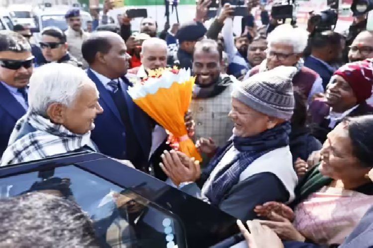 JDU के दही-चूड़ा भोज में किसकी पकी सियासी खिचड़ी, कौन-कौन शामिल हुए, किसने किया किनारा?