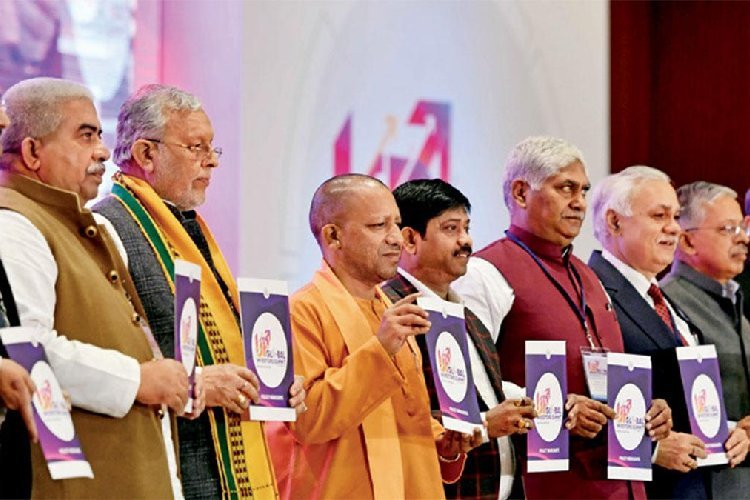 झांसी से अलीगढ़ और चित्रकूट से लखनऊ तक निवेश ही निवेश, योगी के विजन से हुआ कमाल