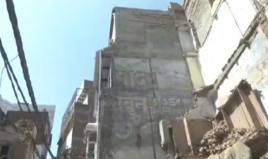 मंदिर में प्रसाद वितरण के दौरान गिरी छत, मलबे में दबकर 3 बच्चियों की हुई मौत, कई घायल