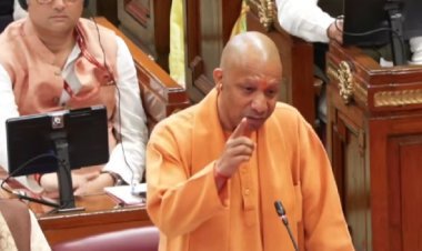 विधानसभा में अभिभाषण के दौरान हंगामा: योगी आदित्यनाथ ने नेता प्रतिपक्ष के आचरण को बताया सनातन के विपरीत