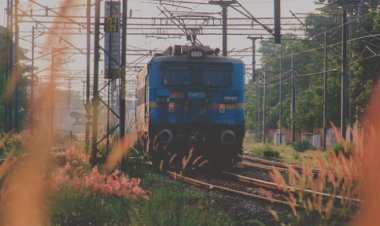 सेना में भर्ती की तैयारी कर युवती के साथ चलती ट्रेन में भयावह अपराध, केबिन में लेजाकर TTE ने किया रेप