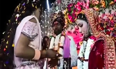 दूल्हे के गले में वरमाला डाल रही थी दुल्हन, तभी स्टेज पर चढ़ा प्रेमी और कर दिया कांड, वीडियो हुआ वायरल