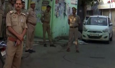 यूपी में बाइक जब्त होने पर डिलीवरी एक्जीक्यूटिव ने थाने में खुद को आग लगाई, पुलिस पर गंभीर आरोप