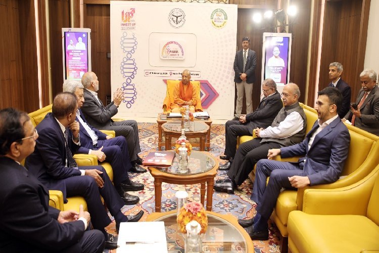 योगी राज में ट्रस्ट, ट्रांसफॉर्मेशन और टाइमली डिलीवरी बनी यूपी की पहचान