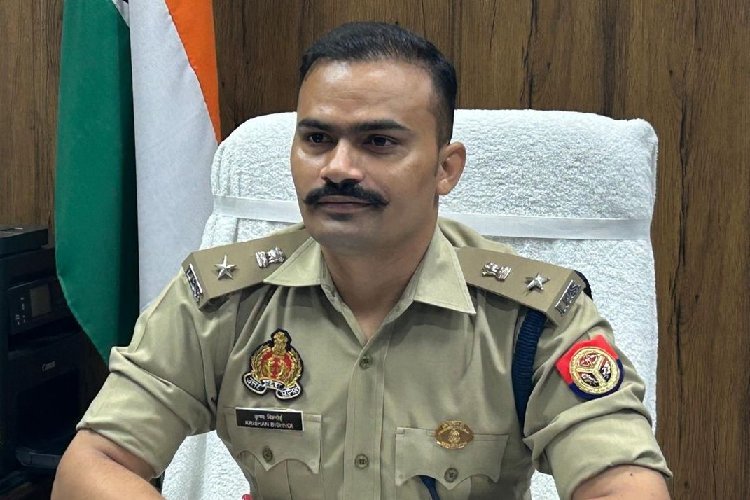 संभल SP कृष्ण कुमार बिश्नोई ने पूरी SOG टीम को क्यों किया सस्‍पेंड, कबाड़ी जफरूद्दीन और उसके बेटे को उठाया था