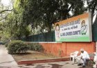 कांग्रेस से लुटियंस में 48 साल से कब्जा किए दफ्तर खाली करने को कहा गया: सूत्र