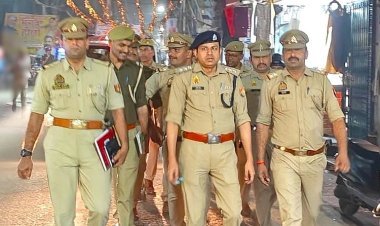 शाहजहांपुर के एसपी ने दरोगा और एक महिला कांस्टेबल सहित 17 पुलिसकर्मियों को क्यों किया निलंबित?