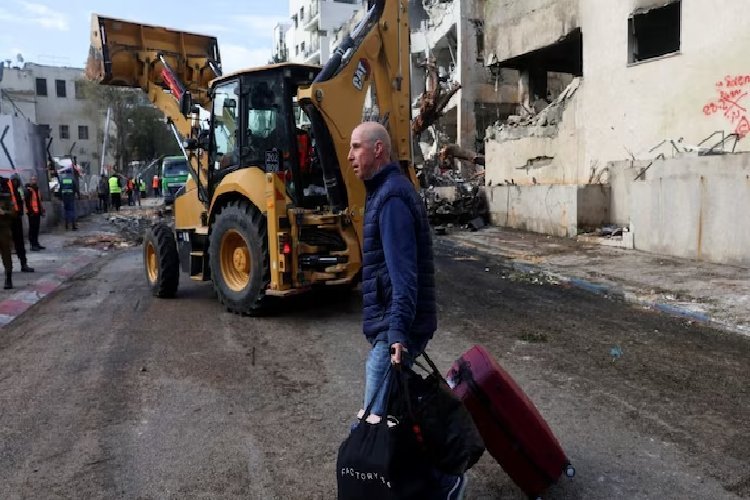 तेल अवीव के बेन गुरियन एयरपोर्ट पूरी तरह बंद, US ने नागरिकों से कहा- खुद ही निकासी के प्लान बनाएं, हमारी मदद संभव नहीं