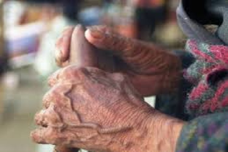 खेत में बनी झोपड़ी में सो रही 90 वर्षीय महिला के साथ चार नकाबपोशों ने किया सामूहिक दुष्कर्म