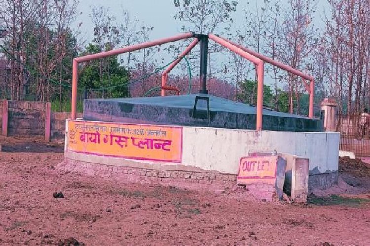 आईआईटियन को यूपी में दिखी अपार संभावनाएं, 300 गोशालाओं में लगाए जाएंगे बायोगैस का प्लांट