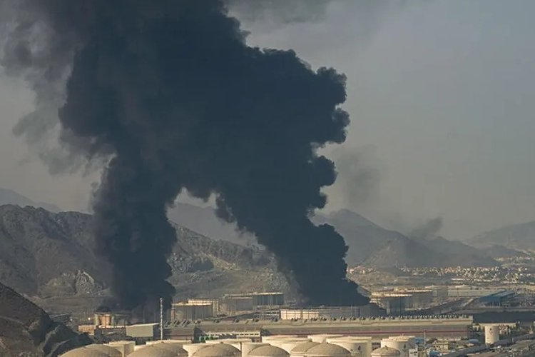 ईरान ने दुबई-अबुधाबी में अमेरिकी ठिकानों पर किया बड़ा हमला, बड़ी संख्या में US सैनिकों के हताहत होने का दावा