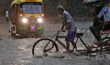 सावधान दिल्ली: अगले एक घंटे में बारिश, ओले और गरज-चमक के साथ तूफान आने वाला है!