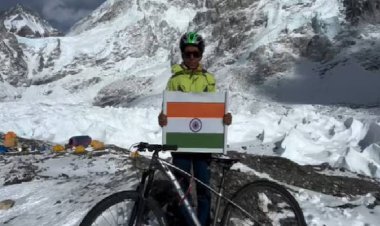 14 दिनों तक साइकिल चलाकर एवरेस्ट बेस कैंप पहुंची उत्तर प्रदेश की महिला, वीडियो वायरल