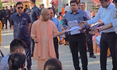 CM योगी तक कैसे पहुंचाएं अपनी शिकायत, जानें जनता दरबार में रजिस्ट्रेशन का तरीका