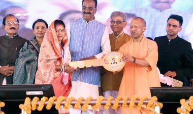 एक मियां नहीं, लेकिन नाम मियांपुर...लखीमपुर खीरी के मियांपुर गांव का सीएम योगी ने बदला नाम, कहा- कांग्रेस के पाप....