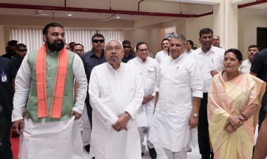 बिहार में सीएम फेस पर सस्पेंस हुआ खत्म? बीजेपी से इन दावेदारों का नाम सबसे आगे, देखिए संभावित मंत्रिमंडल की लिस्ट