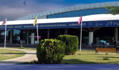 श्रीनगर एयरपोर्ट पर दो अमेरिकियों को क्यों लिया गया हिरासत में.... सुरक्षा अधिकारी सतर्क!