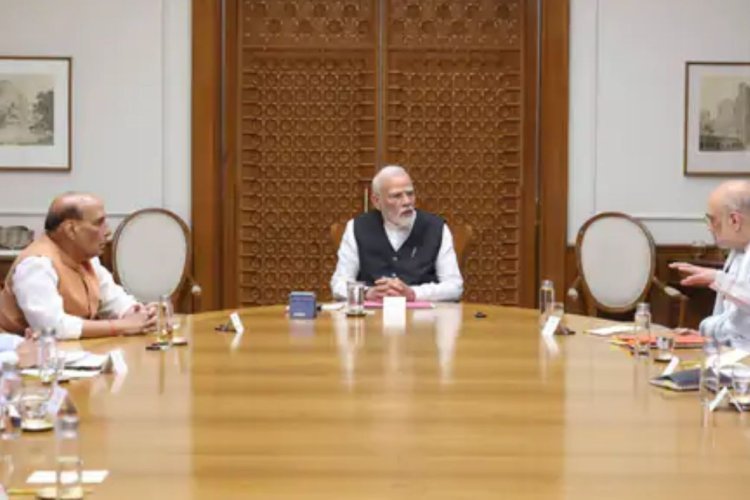 उधर 3 राष्ट्राध्यक्षों का संबोधन, इधर दिल्ली में मोदी की मीटिंग, दुनिया में कुछ बड़ा होने वाला है...