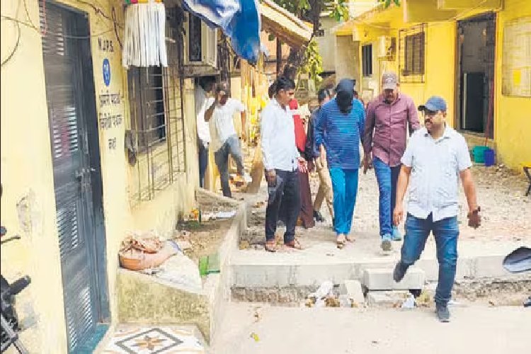 बहन को छेड़ने की सजा... भाई ने तीनों पर बरसाईं गोलियां, एक की मौत!