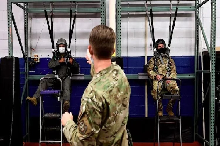 दुश्मन के इलाके में पायलट कैसे ज़िंदा रहते हैं? पढ़ें US Air Force के सर्वाइवल सिस्टम की अंदर की बात