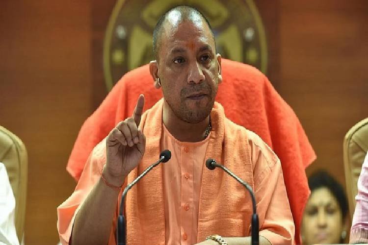 बेमौसम बारिश से प्रभावित किसानों के साथ खड़ी है योगी सरकार, सीएम का अधिकारियों को सख्त निर्देश