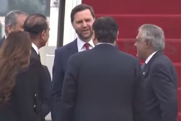 US-Iran Peace Talks: इस्लामाबाद में जेडी वेंस, ईरान से बातचीत पर सबकी नजर