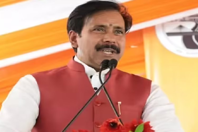 कौन हैं यूपी के श्रम मंत्री, जिनके विभाग में बढ़ी हलचल, आनन-फानन में हाईलेवल कमेटी हुई गठित