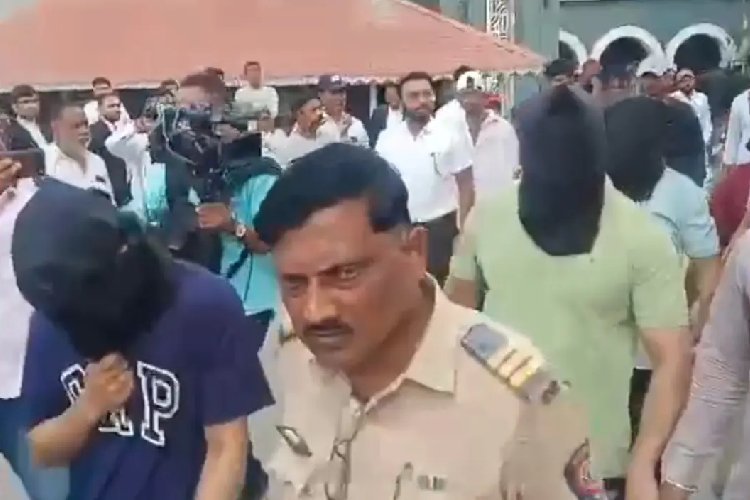 TCS नासिक के अंदर हिंदू महिलाओं के साथ क्या हुआ? चौंकाने वाले खुलासे, CM फडणवीस का बड़ा एक्शन!