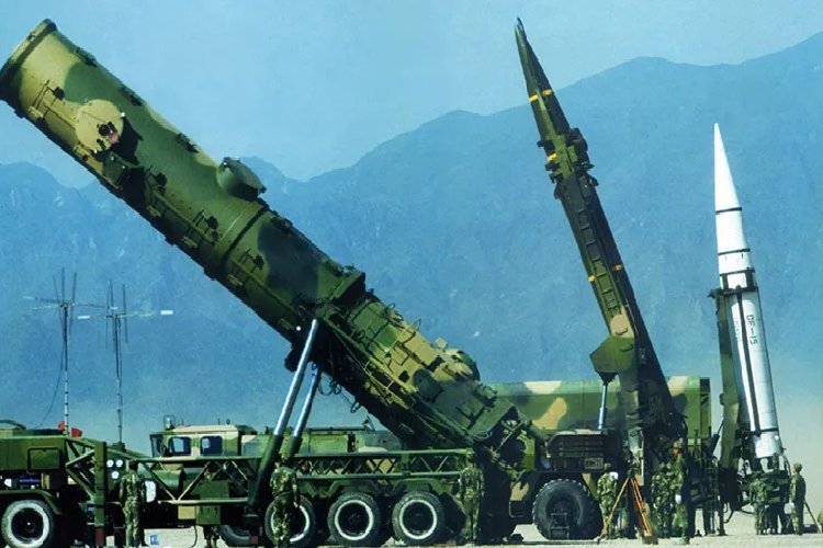 चीन ने ईरान को DF-41 मिसाइल दी? क्या है दावा और हकीकत?