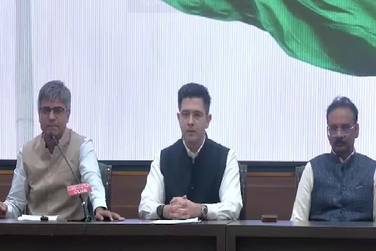 राघव चड्ढा, हरभजन सिंह समेत 7 सांसद भाजपा में होंगे शामिल, AAP को लगा बड़ा झटका